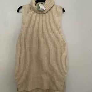 H&M Cozy Cream Sleeveless Turtleneck Sweater